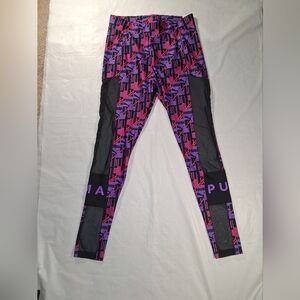 PUMA Graphic Leggings-Womens Large